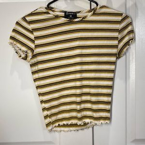 Striped tight-fitting crop-top